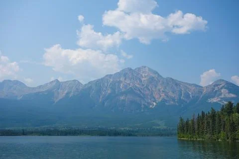 Pyramid Lake in Alberta Stock Photos