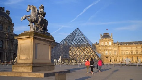 PYRAMID OF LOUVRE Stock Footage 90745622