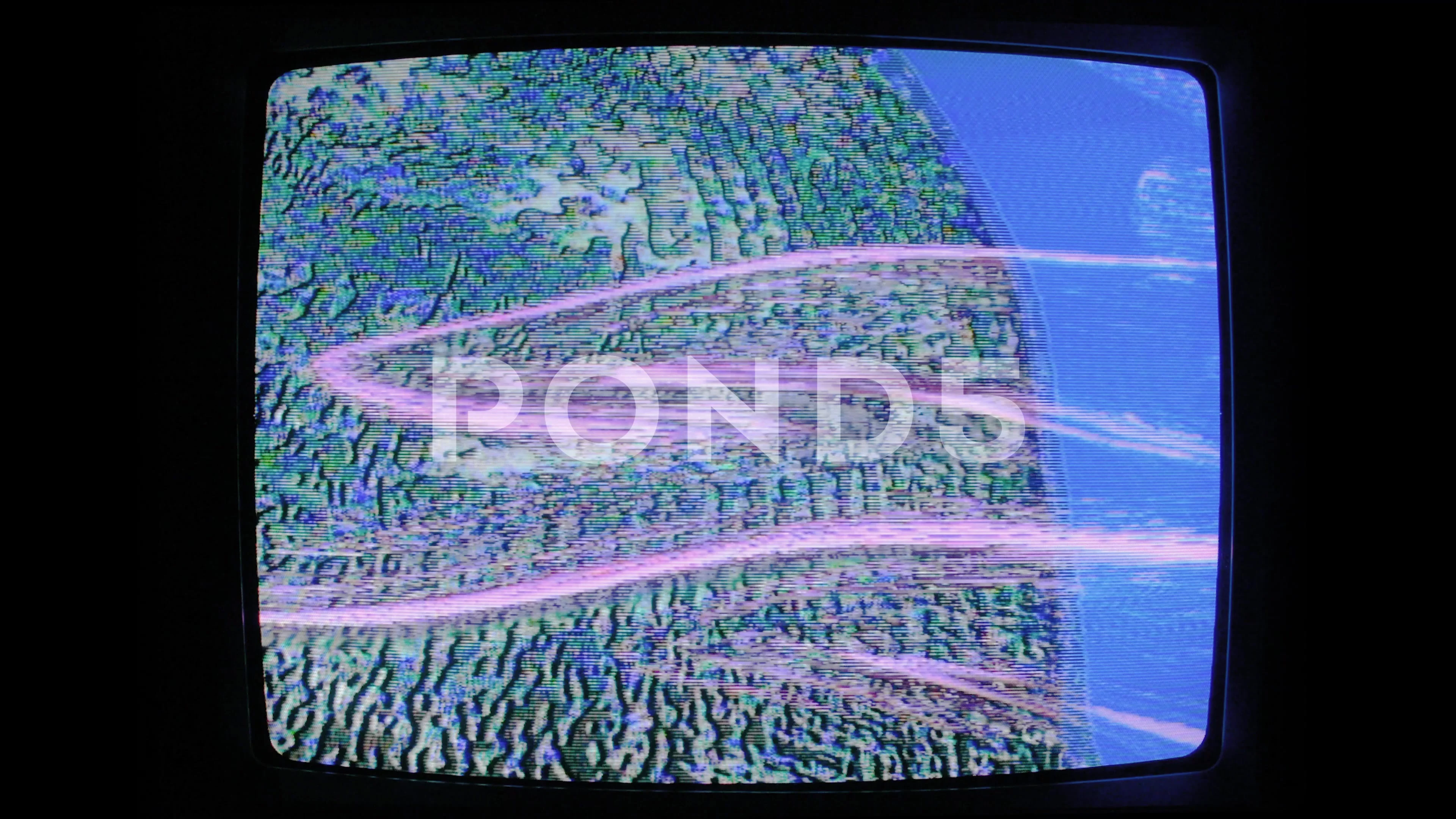 Pyramid Shores: LoFi VHS Glitch Effects, Psychedelic Tidal Animation