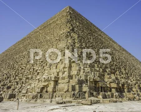 Pyramide Stock Photos
