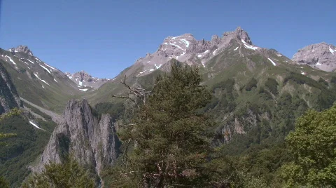 Pyrenees mountain pan Stock Footage 485281