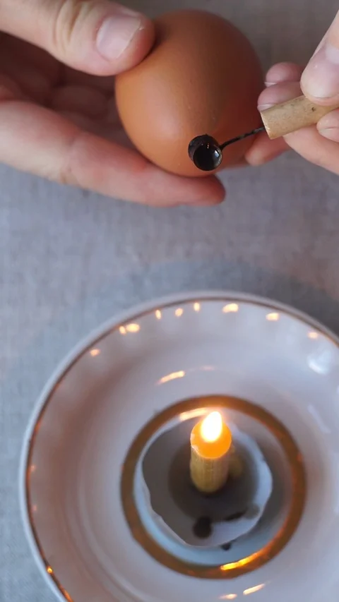 Pysanka painting process 스톡 동영상 125625482