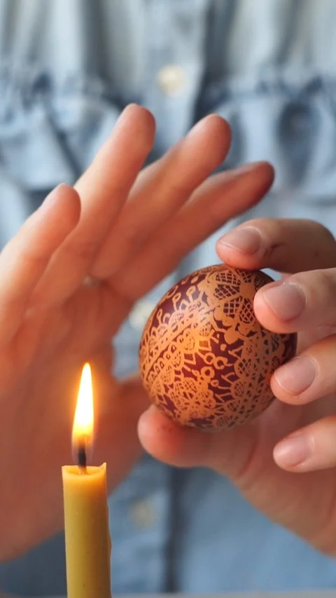 Pysanka painting process 스톡 동영상 125626879