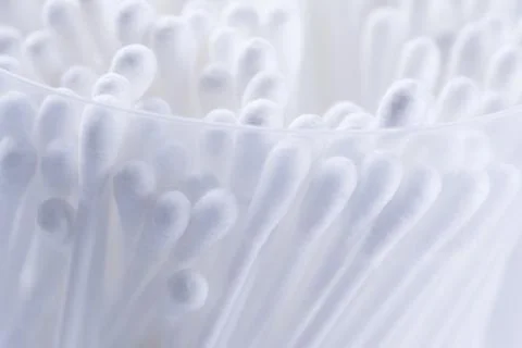 Q tips on white Foto stock