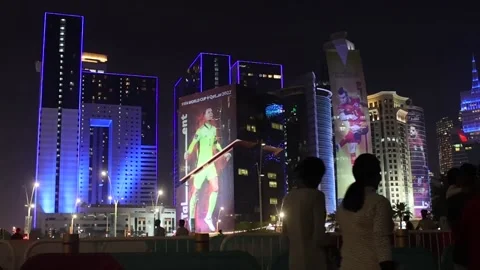 Qatar vibrates a few days before the World Cup, Doha (es-ES), QA - 18 Nov 2022 動画素材 221582696