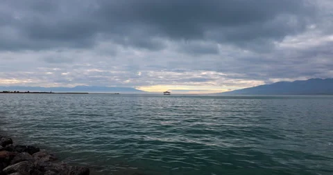 Qinghai lake 스톡 동영상 295780594