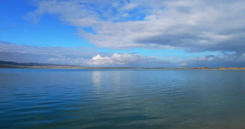 Qinghai lake 動画素材 295780599