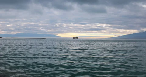 Qinghai lake 動画素材 295781593