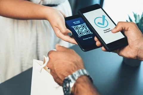 QR code is displayed on screen for cashless payment scanning. Fervent 스톡 사진