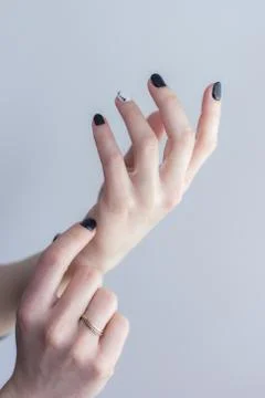 Qr code manicure, female graceful hands Foto stock
