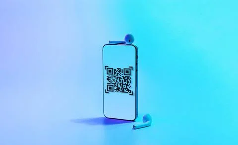 Qr code payment. Digital mobile smart phone with qr code scanner on smartphon Stock-Fotos