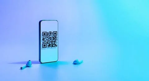 Qr code payment. Digital mobile smart phone with qr code scanner on smartphone Stock-Fotos