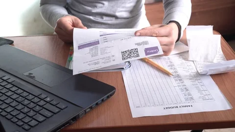 QR Code Scanner. Electricity and Gas Bill 動画素材 121626038