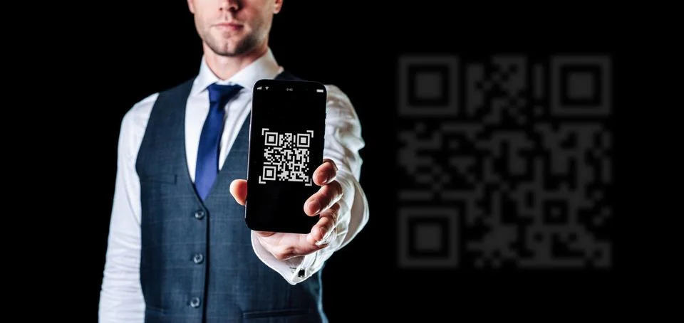 Qr code technology. Mobile smartphone screen for payment, online pay, scan ba 스톡 사진