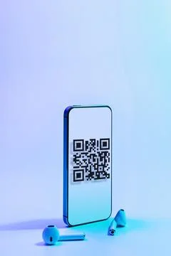 Qr code technology. Mobile smartphone screen for payment, online pay, scan ba Foto stock