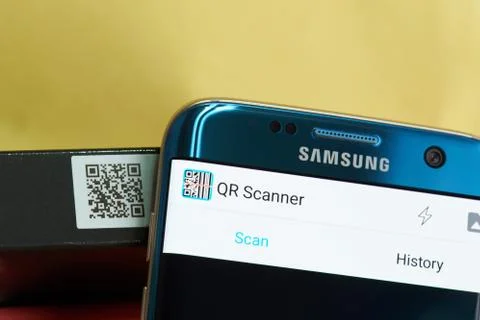 QR scanner mobile app 写真素材