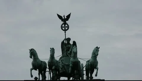 Quadriga on the Brandenburg Gate Vídeo Stock 11349326