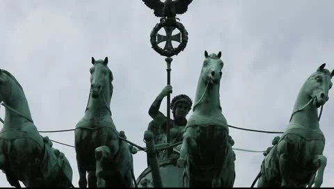 Quadriga on the Brandenburg Gate Vídeo Stock 11349329
