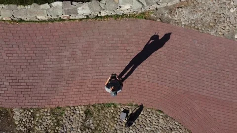 Quadrocopter flight from the drone pilot offers a stunning aerial view Stock Footage 145057154
