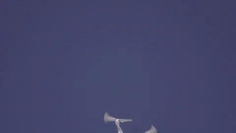 Quadrocopter flight over forest Vídeos de archivo 72667256