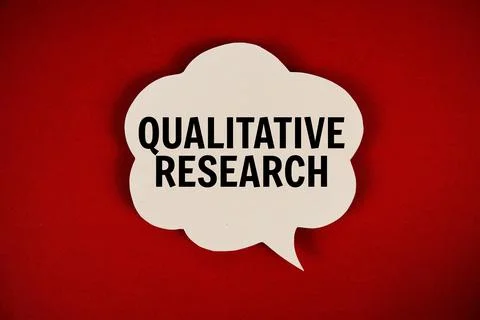 Qualitative Research text with speech bubble on red background Stock Photos