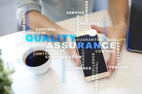 Quality assurance concept on the virtual screen. Business concept. Words cloud. 스톡 사진