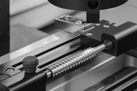 Quality control on milling CNC machine, Quality control machine Foto stock