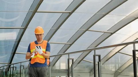 Quality engineers or construction teamwork. Safety concern for engineering Stockfoto's