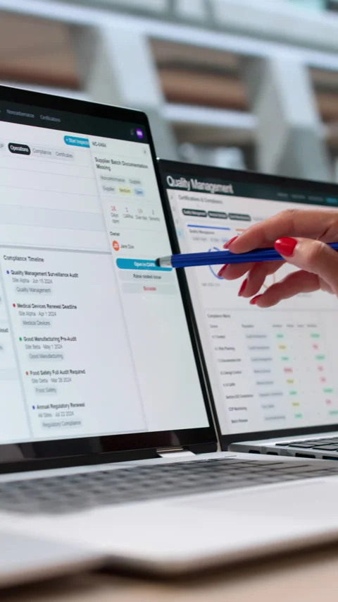 Quality Manager Reviews Software Dashboard Stock Footage 341002138