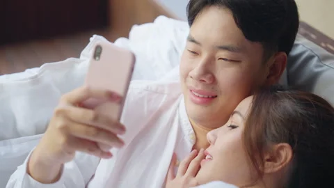 Quality sweet time vacations moment of newlywed asia young couple 스톡 동영상 265207753