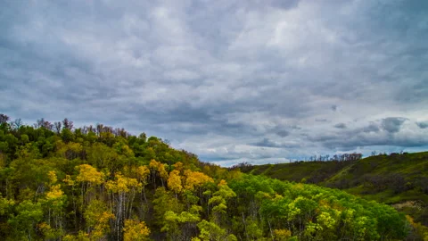 QuApplle Valley Pan - UHD Stock Footage 230040649