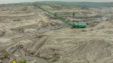 Quarry flight 動画素材 52386518