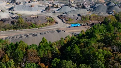 Quarry With Industrial Equipment And Processed Materials At Martin Marietta - Видео 332825518