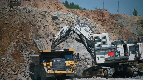 Quarry, open pit mining, gold ore mining. Stock Footage 164452155