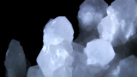 Quartz rotated on a black background Vidéo 10743671