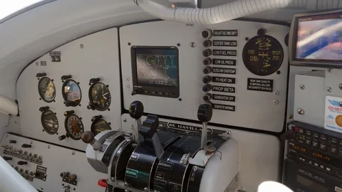 QUEBEC, CANADA – 08/14/2017: De Havilland Otter Seaplane Cockpit in Flight Stock Footage 92998516