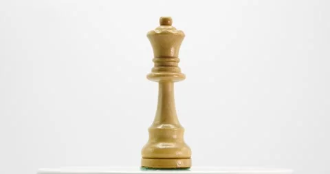 Queen chess piece isolated on white spinning Stock-Footage 218412003
