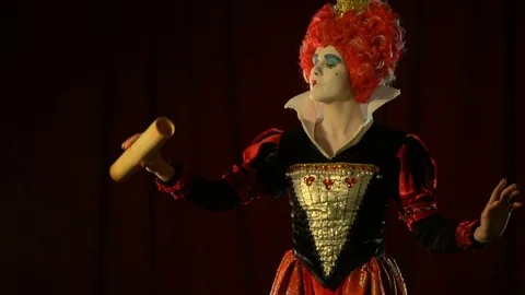 The Queen of Hearts that unfolds the scroll Stock Footage 76466765