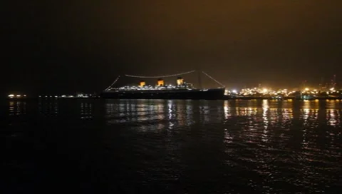 Queen Mary 1 Video stock 8700708
