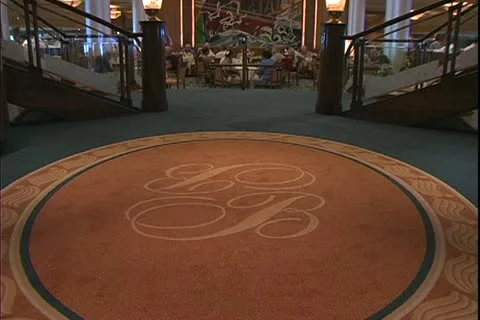 QUEEN MARY 2, 2004, Ocean liner, Britannia Restaurant entrance lunchtime Video stock 20445785