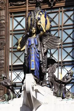 The Queen Of  Time clock Selfridges Stock Photos