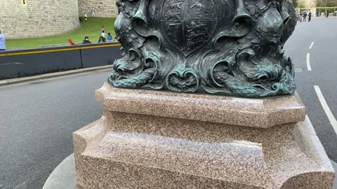 Queen Victoria Statue Stock Footage 180955943