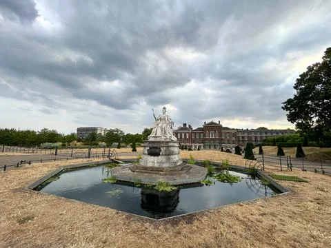 Queen Victoria Statue Stock Photos
