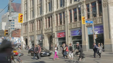 Queen West Toronto John St Intersection Medium Vídeo Stock 50433822