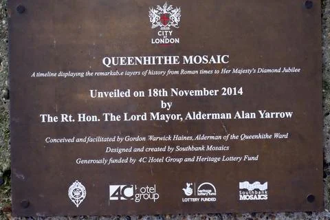 Queenhithe Mosaics plaque along the North Bank of the Thames. Stock Photos