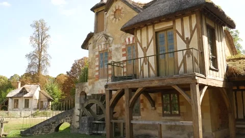 The Queen's Hamlet 動画素材 197216993