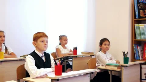 Question 库存影片 11881354