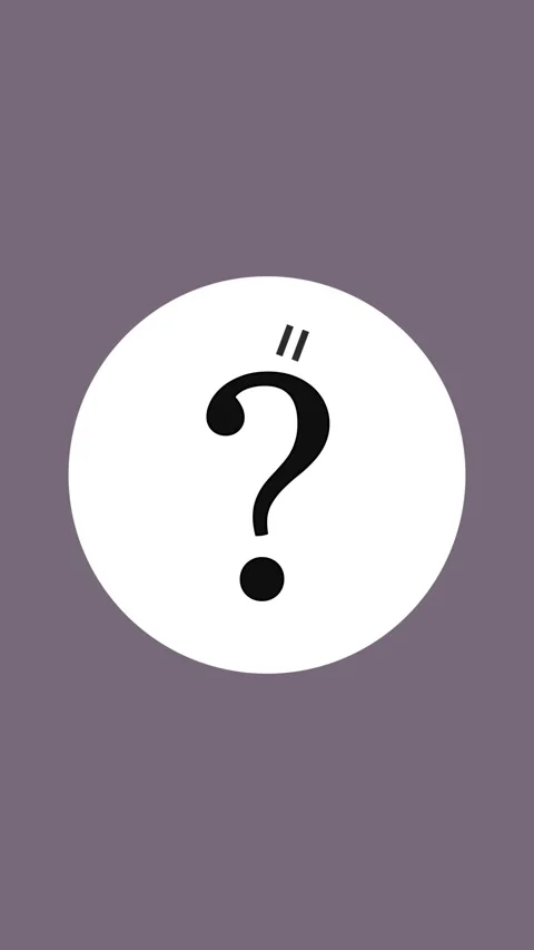 Question mark animation on white circle with purple background, dynamic rev.. 動画素材 331811722