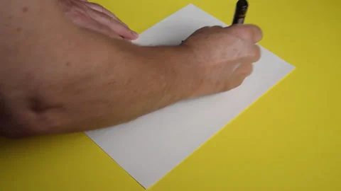 Question mark on a white sheet Vídeos de archivo 158469987