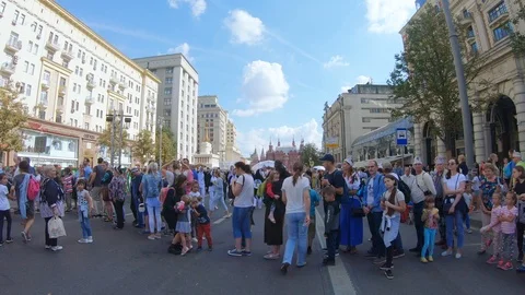 Queue at the climbing wall Stock Footage 115840792
